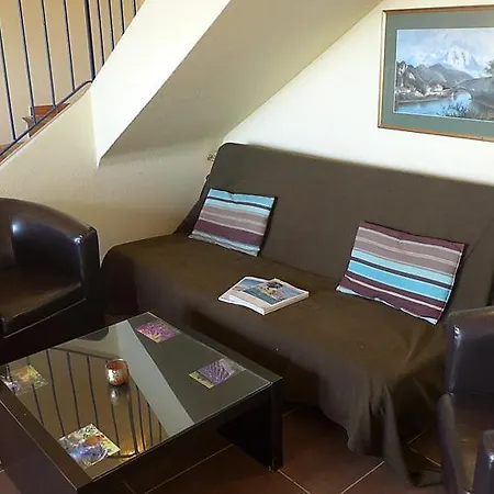 Cavalaire-sur-mer Sleeps 6 Pool Air Con Wifi