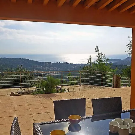 Cavalaire-sur-mer Sleeps 6 Pool Air Con Wifi * Cavalaire-sur-Mer