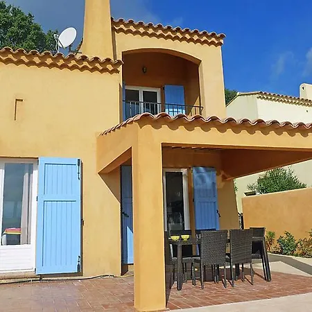 Cavalaire-sur-mer Sleeps 6 Pool Air Con Wifi * Cavalaire-sur-Mer